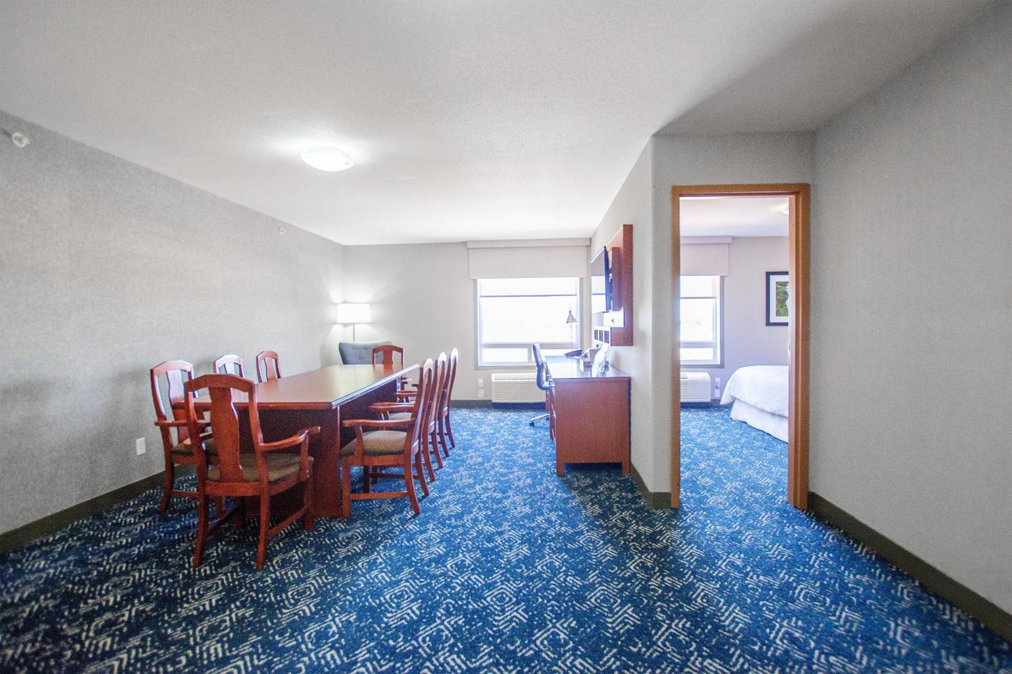 Hotel Four Points By Sheraton Saskatoon Esterno foto