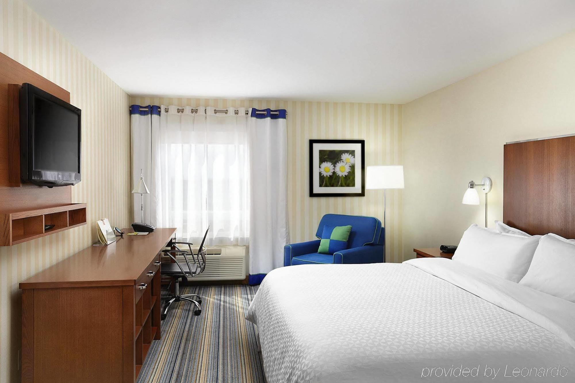 Hotel Four Points By Sheraton Saskatoon Esterno foto